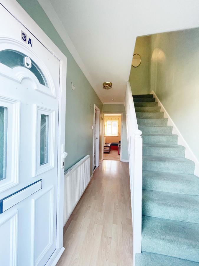 Apartament 3 Bed Duplex Flat, Free Wifi & Netflix, Ideal For Contractors Gravesend Zewnętrze zdjęcie